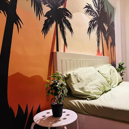 Jaldi Jaldi Homes Apartment *