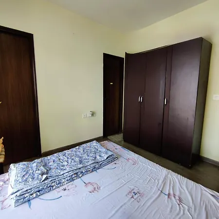 Ana Apartment *