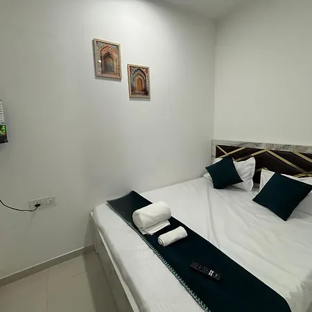 Apartment Atithi Homes Luxe Kandivali