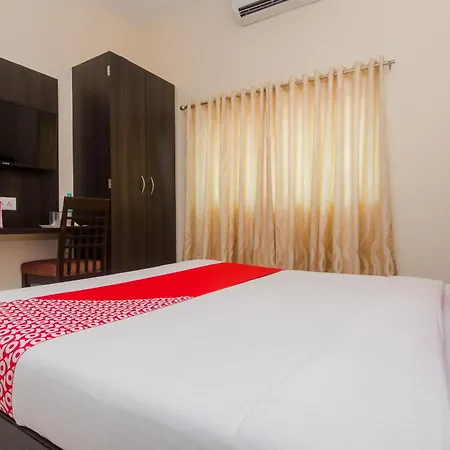 O Alfa Grand Near Chhatrapati Shivaji International Airport Hotel 3*