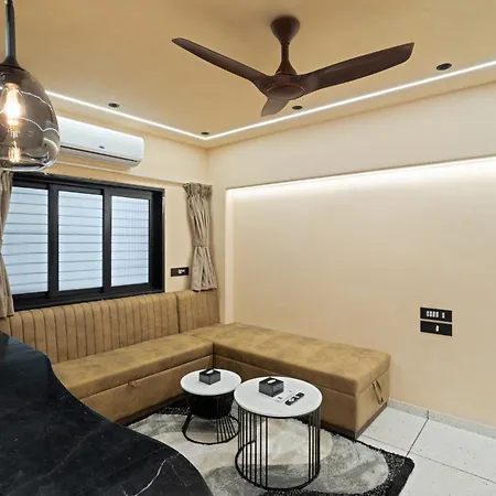 Amber Apartment *