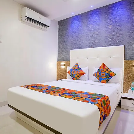 Fabhotel Golden Star 3*