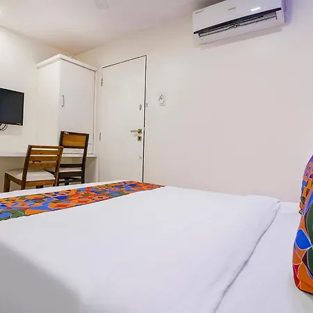 Fabhotel Golden Star Hotel