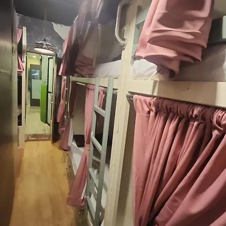 Lucky Beds Pg And Hostel Mumbai