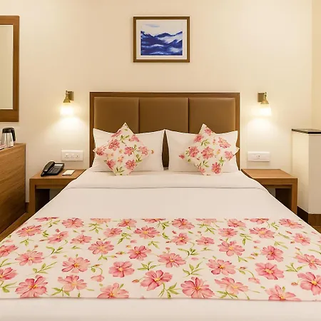 Via Bull's Eye Guest house Mumbai