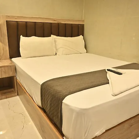 Hotel Royal Bkc 2*