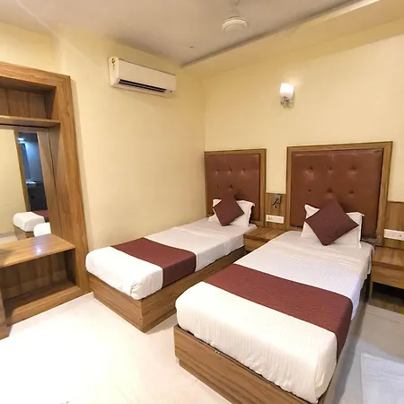 Apartment Aster Near Airport