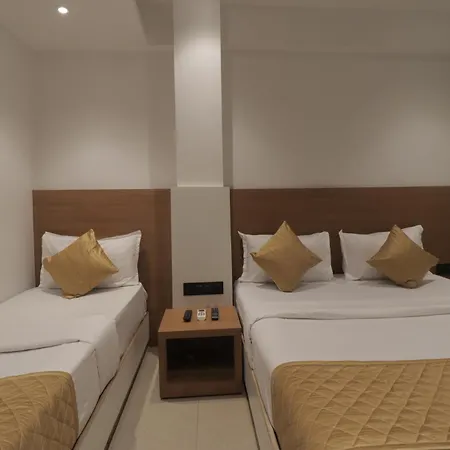 Hotel Malad Opposite Malad Railway Station 3*