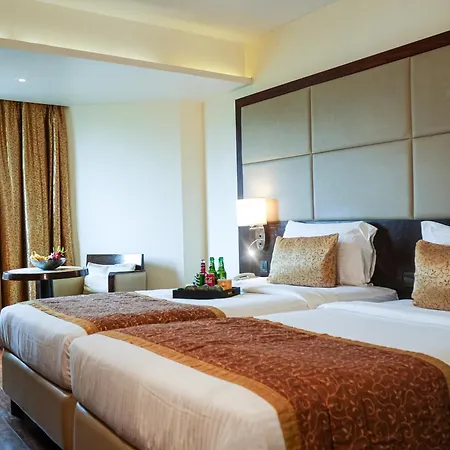Ramee Guestline Juhu Hotel 4*