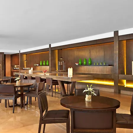 The Westin Garden