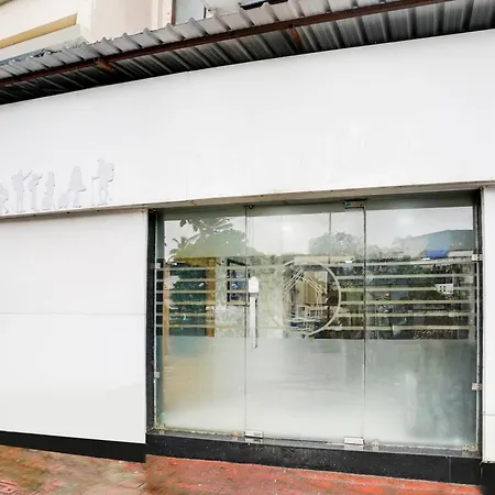 Collection O Andheri Near Airport Formerly We 4*
