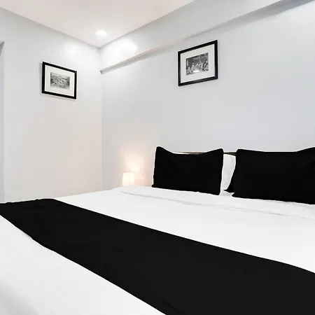 Collection O Andheri Near Airport Formerly We Hotel Mumbai