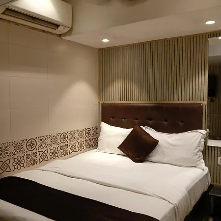 Kalpana Residency - A Family 2* Mumbai