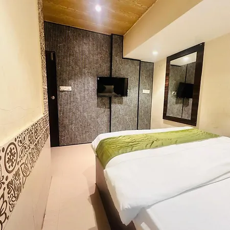 Kalpana Residency - A Family 2* Mumbai