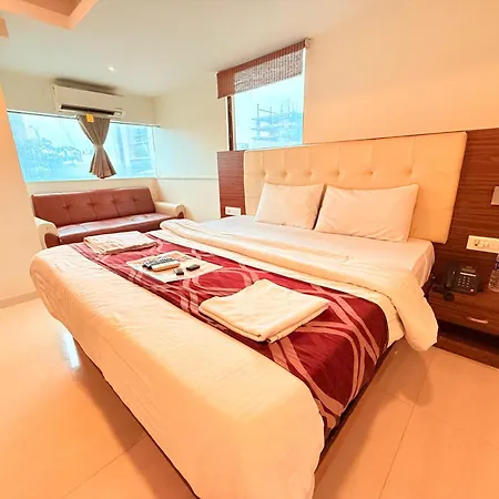 Artusinn Midc Andheri East 3*
