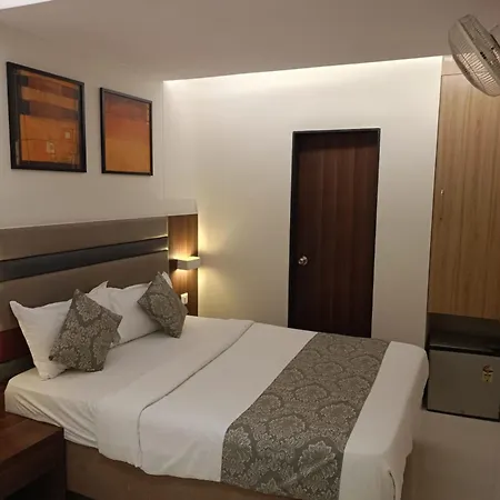 Shahi Corporate Hotel,near International Airport T-2 Hotel Mumbai