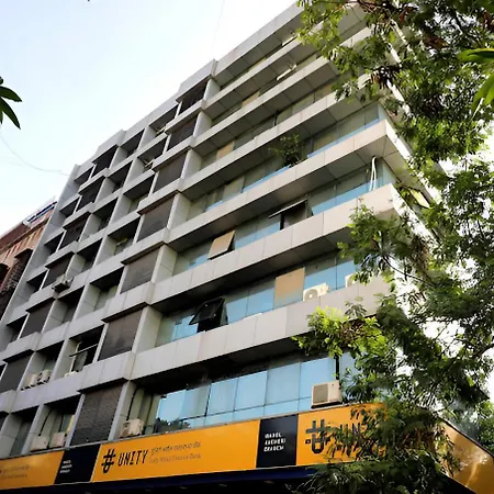 Retreats At Precious Pearl - Near International Airport ! Hotel