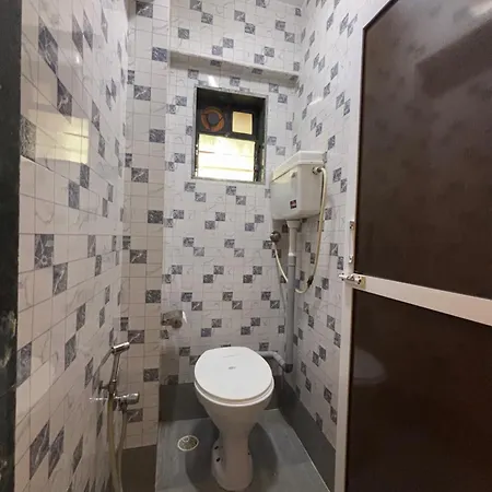 Hotel Crystal Palace Near Us Consulate Bandra Kurla Complex Mumbai Near Mumbai Airport Mumbai Mumbai