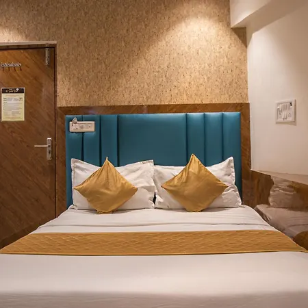 Crystal Palace Near Us Consulate Bandra Kurla Complex Mumbai Near Mumbai Airport Mumbai 3* Mumbai