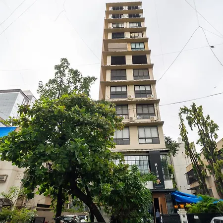 Milo Private 3bhk In Bandra Apartment