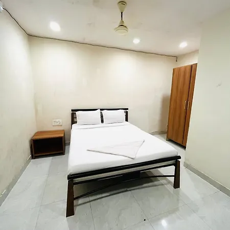 Red House - Powai Groups Hostel
