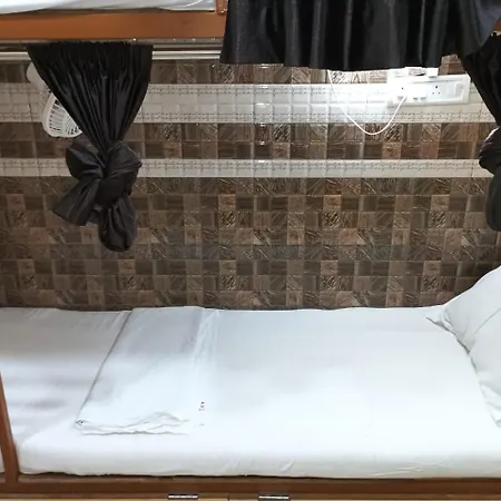 Hostel Cst