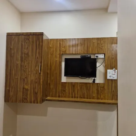 Al-hamd Hotel Mumbai