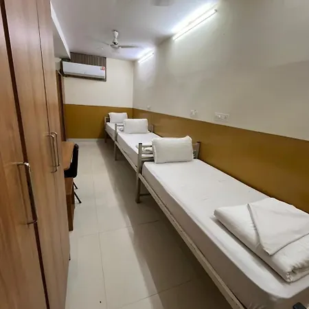 Red House - Powai Groups Hostel Mumbai