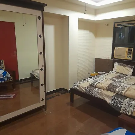 Kuber Crown Homestay