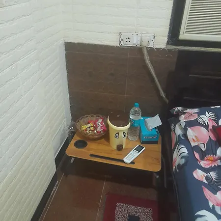 Kuber Crown Homestay Mumbai