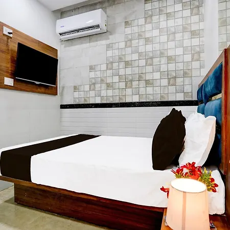 O Radha Palace 3*