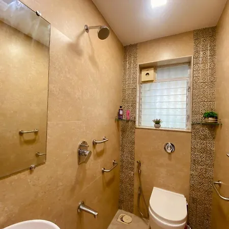 Modern 2bed Bandra Areaparkingunit 2 Apartment Mumbai