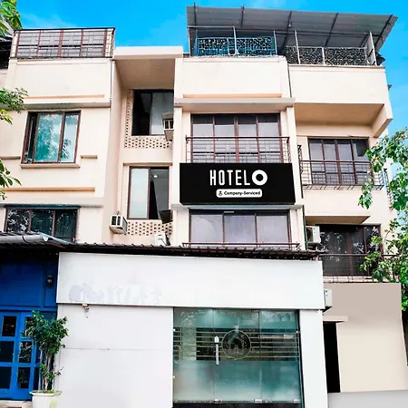 Townhouse Andheri Near Airport We Mumbai
