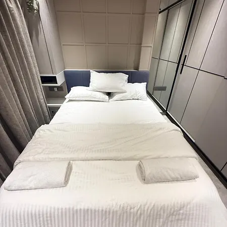 Homestay Private Ensuite In Modern *