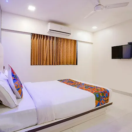 Fabhotel Golden Star 3* Mumbai
