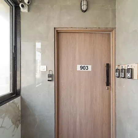 Milo Private 3bhk In Bandra Apartment *