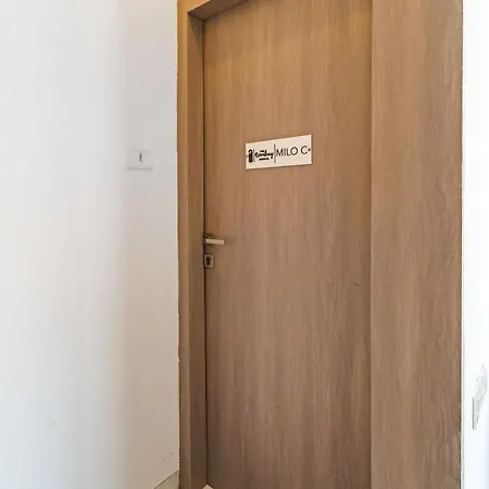 Apartment Milo Private 3bhk In Bandra Mumbai
