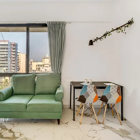 Milo Private 3bhk In Bandra Apartment *