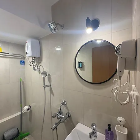 Lively 2bhk Mumbai