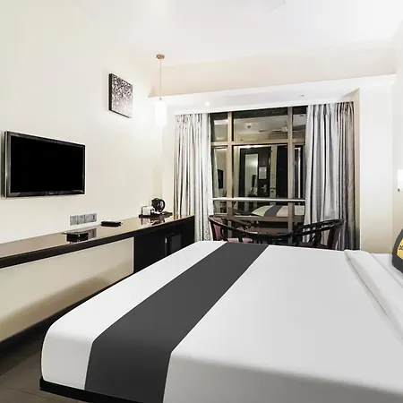 Townhouse Oak Shubhangan Near Juhu 4* Mumbai