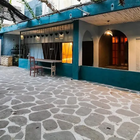 Townhouse Oak Shubhangan Near Juhu Mumbai