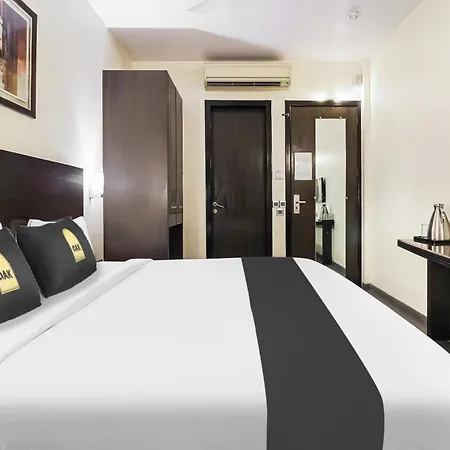 Hotel Townhouse Oak Shubhangan Near Juhu