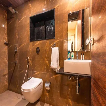 Elegant Hotel