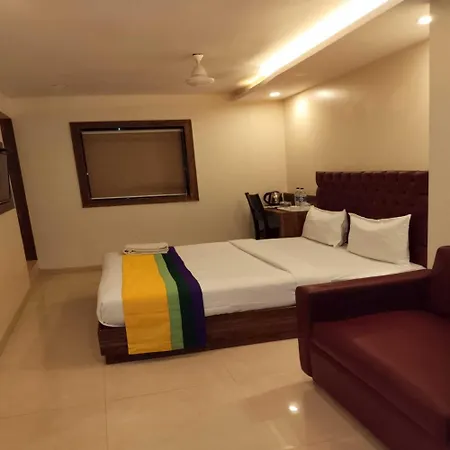 Hotel Elegant 3*
