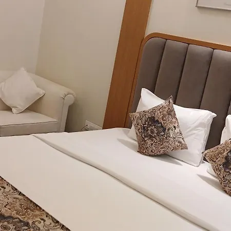 Shine Hospitality Premium 3* Mumbai