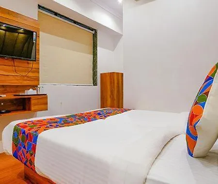 Hotel New Deepak