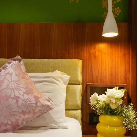 Club Emerald Hotel 3*