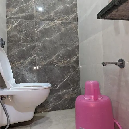 Ayala Pg Ac Deluxe1 Hostel *