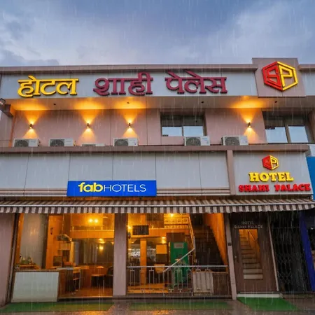 Fabhotel Shahi Palace Inn