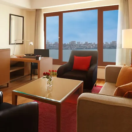 Trident Nariman Point Hotel Mumbai